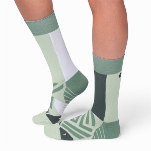 On High Green / White | SN-ON29152